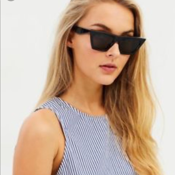 celine cl41468 black